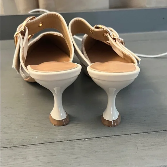 Elegant Cream and Tan Women's Mules - Picture 3 of 6